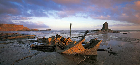 Saltwick Bay postcard | Great Stuff from Cardtoons